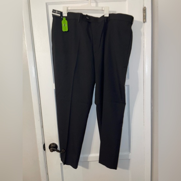 44 x 30 Haggar Men Dress pants - Picture 1 of 3